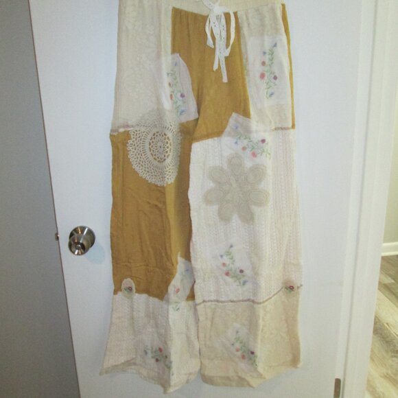 🔥🍫POL Vintage-Inspired Patchwork Cotton Pants – Boho Lace Honey Gold - Picture 16 of 16